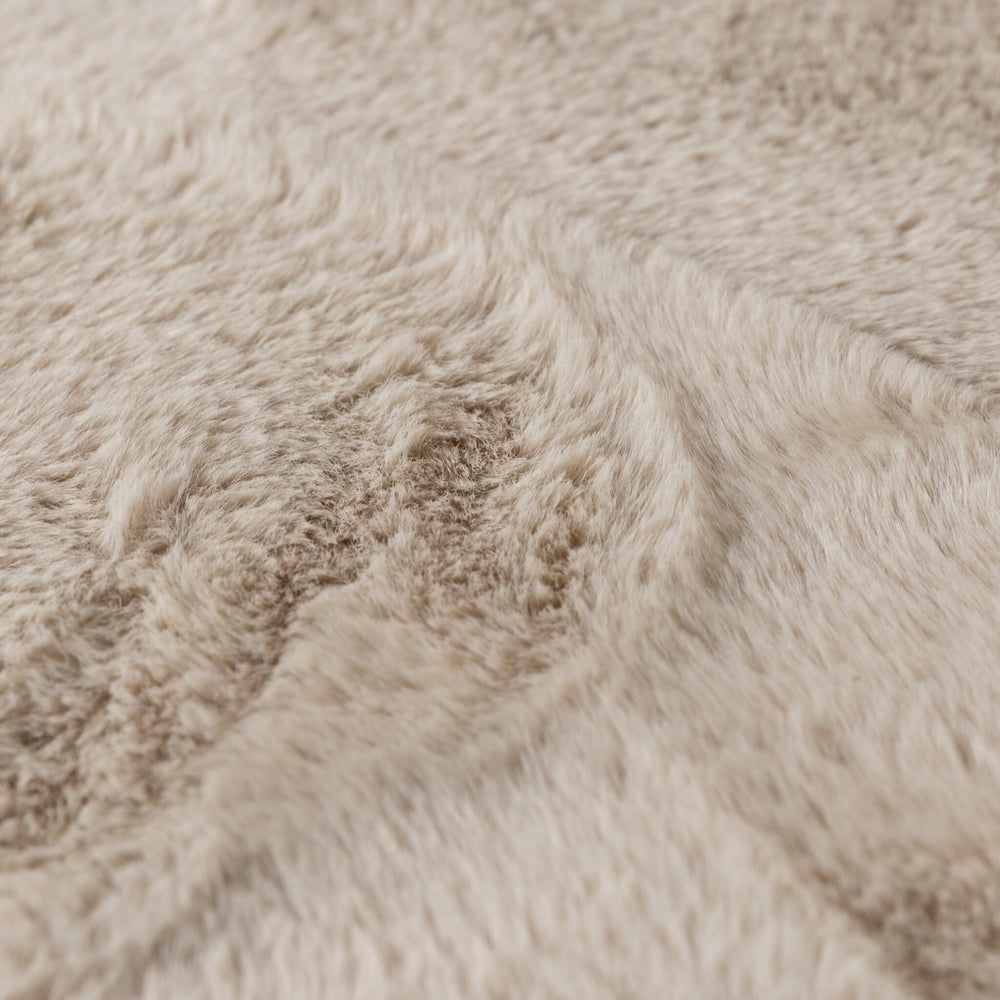 Soft Low-Pile Rug – Cozy Beige